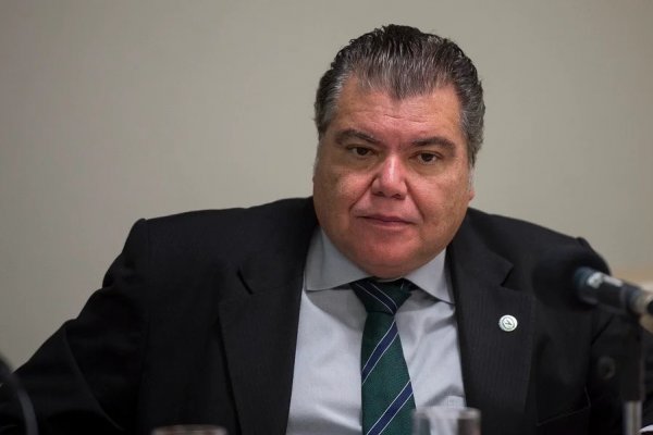 [Farra do INSS: empresário investigado pagou R$ 7 milhões a Sarney Filho, diz site]