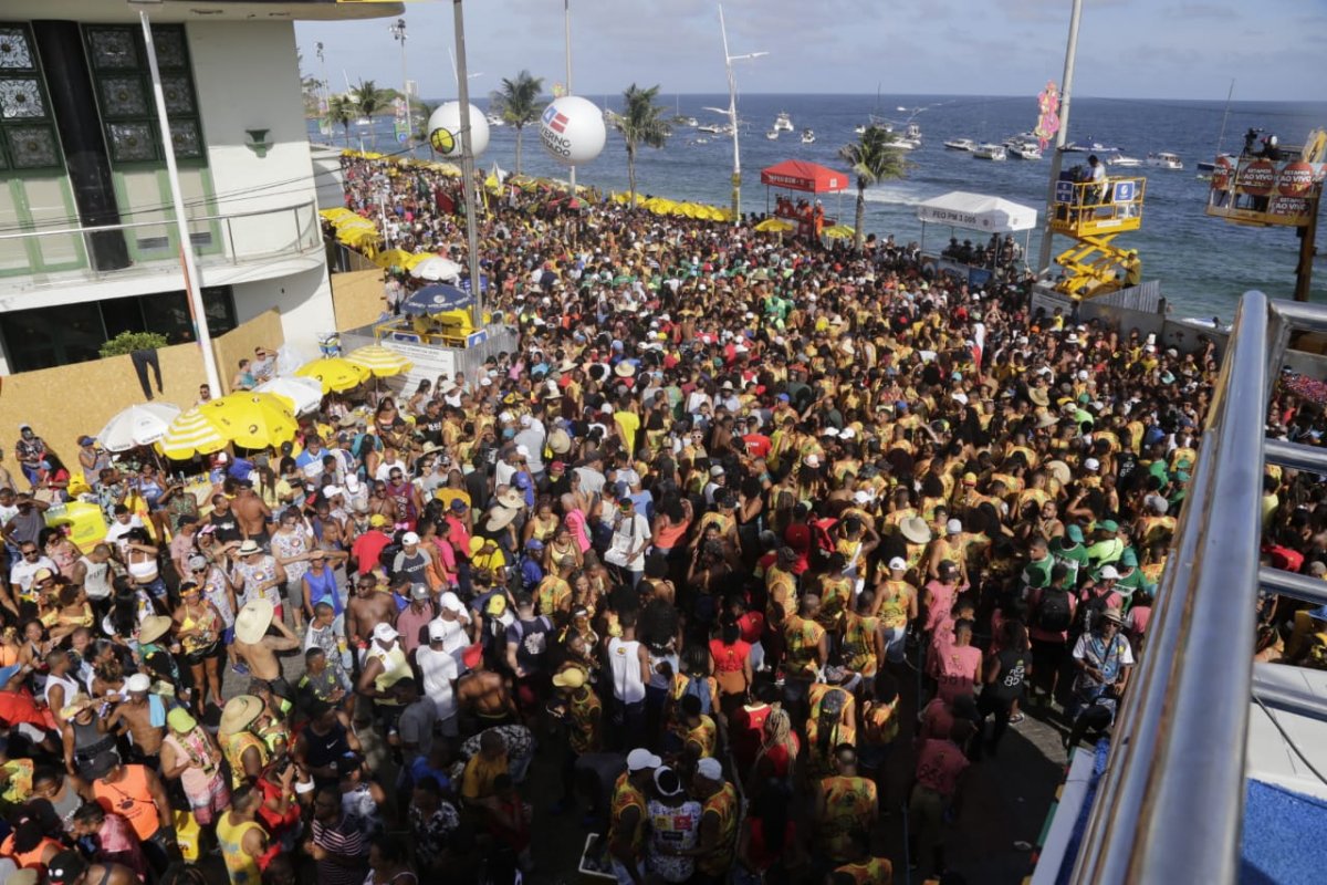 Segunda-feira de Carnaval terá Psirico, Kannário e La Furia; confira programação completa