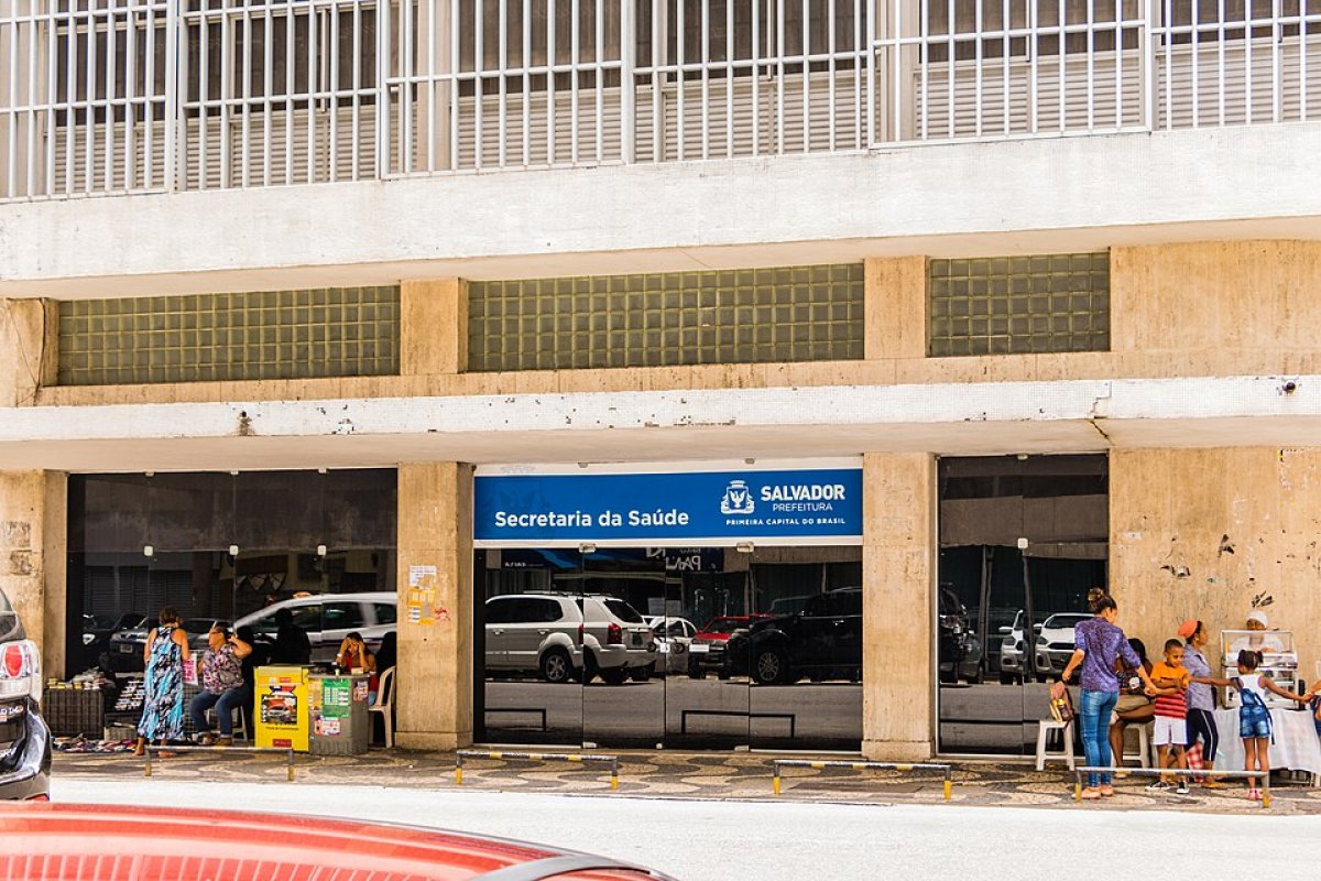 Secretaria Municipal de Saúde se manifesta sobre caso suspeito de intoxicação por metanol em Salvador 