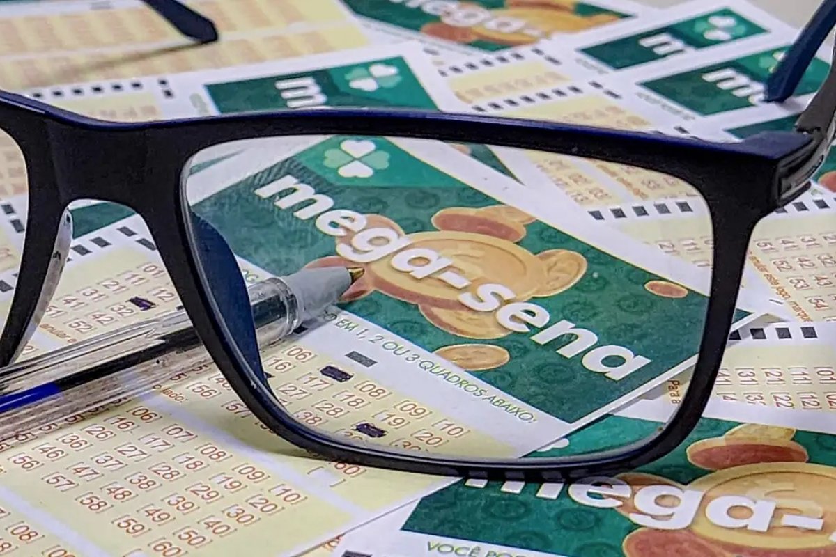 Mega-Sena sorteia prêmio acumulado de R$ 12 milhões neste sábado