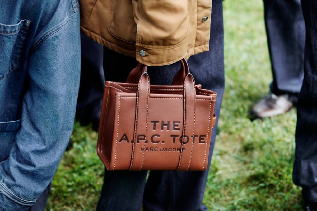 Marc Jacobs e A.P.C. lançam collab cápsula!