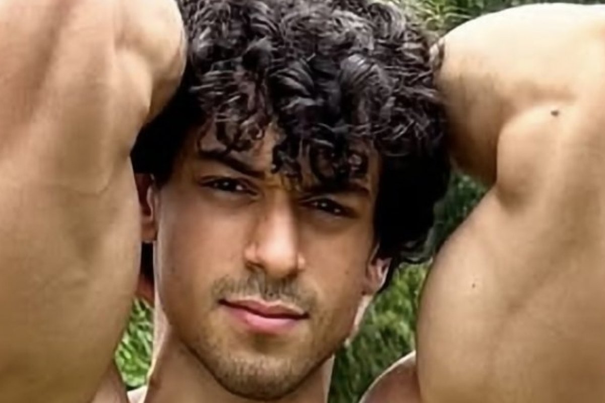 Carla Perez elogia filho em foto após treino!