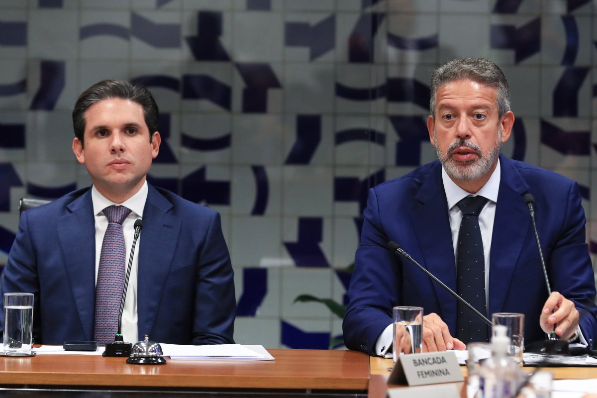 Proposta de reforma administrativa divide parlamentares e pode enfrentar obstáculos políticos