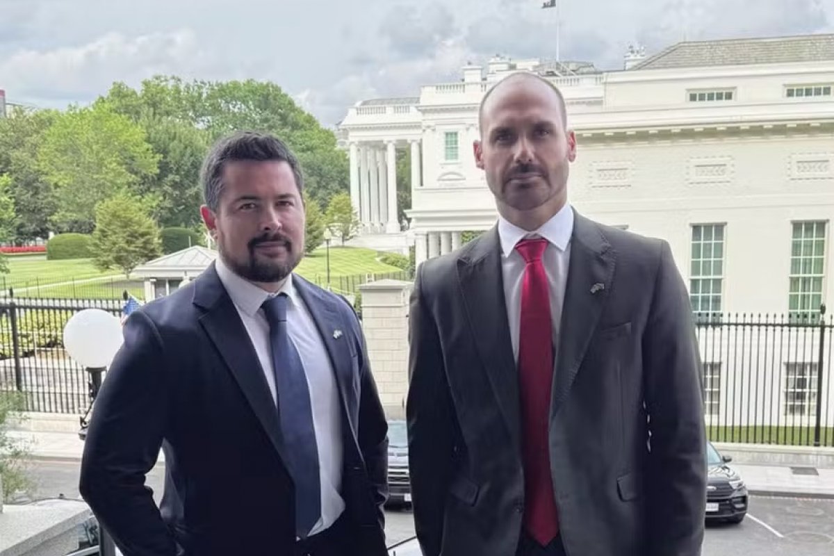 Aliados de Bolsonaro minimizam telefonema entre Lula e Trump: “Não significa nada”