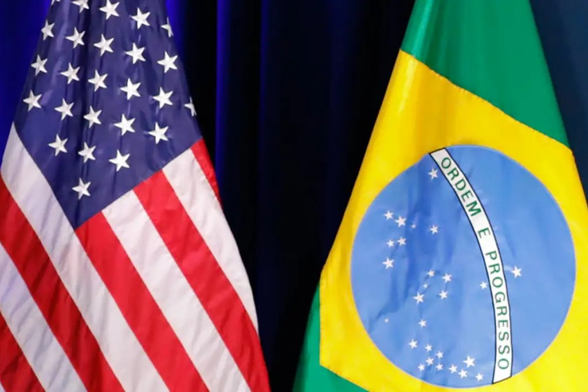 Com tarifaço, exportações do Brasil aos EUA caem 20% em setembro