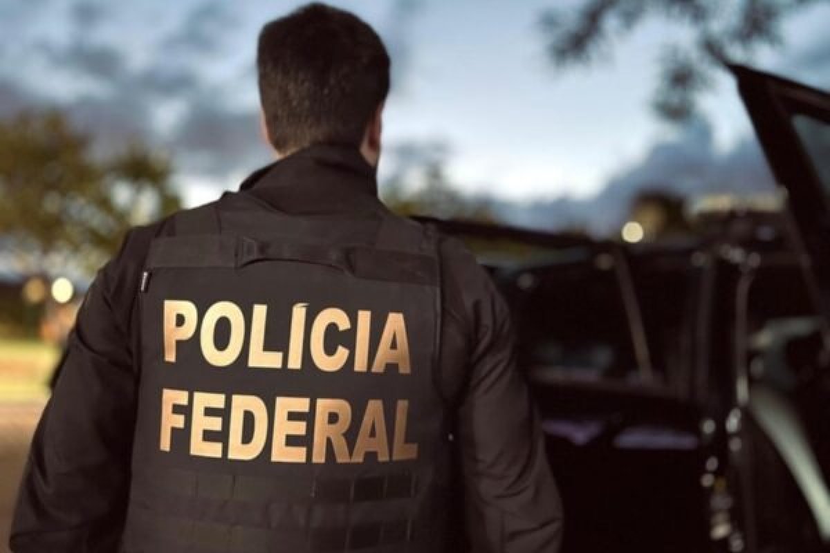Esposa do delegado-geral da PC de Alagoas é alvo da PF por fraude no CNU