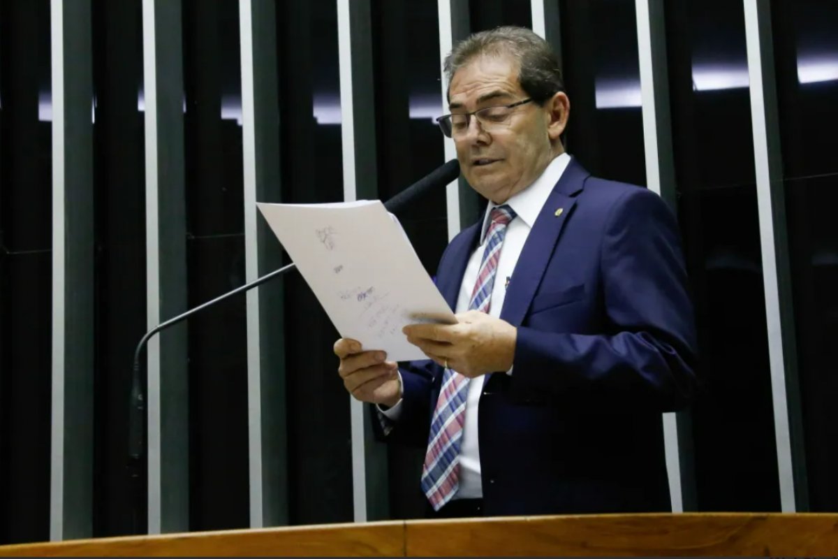Paulinho da Força articula votação da anistia na próxima semana