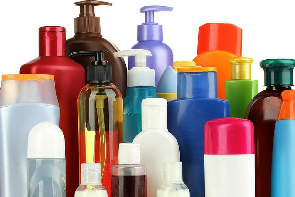 Anvisa determina recolhimento de 78 cosméticos por falta de registro