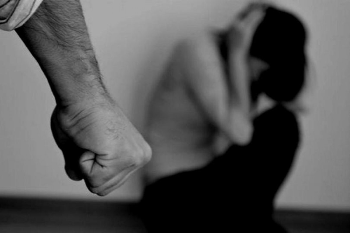 Homem atira três vezes contra ex-mulher por não aceitar fim do relacionamento