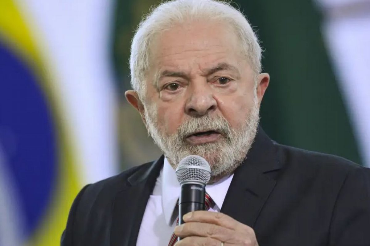Lula sanciona lei que amplia pena para quem vende bebida alcoólica a crianças e adolescentes