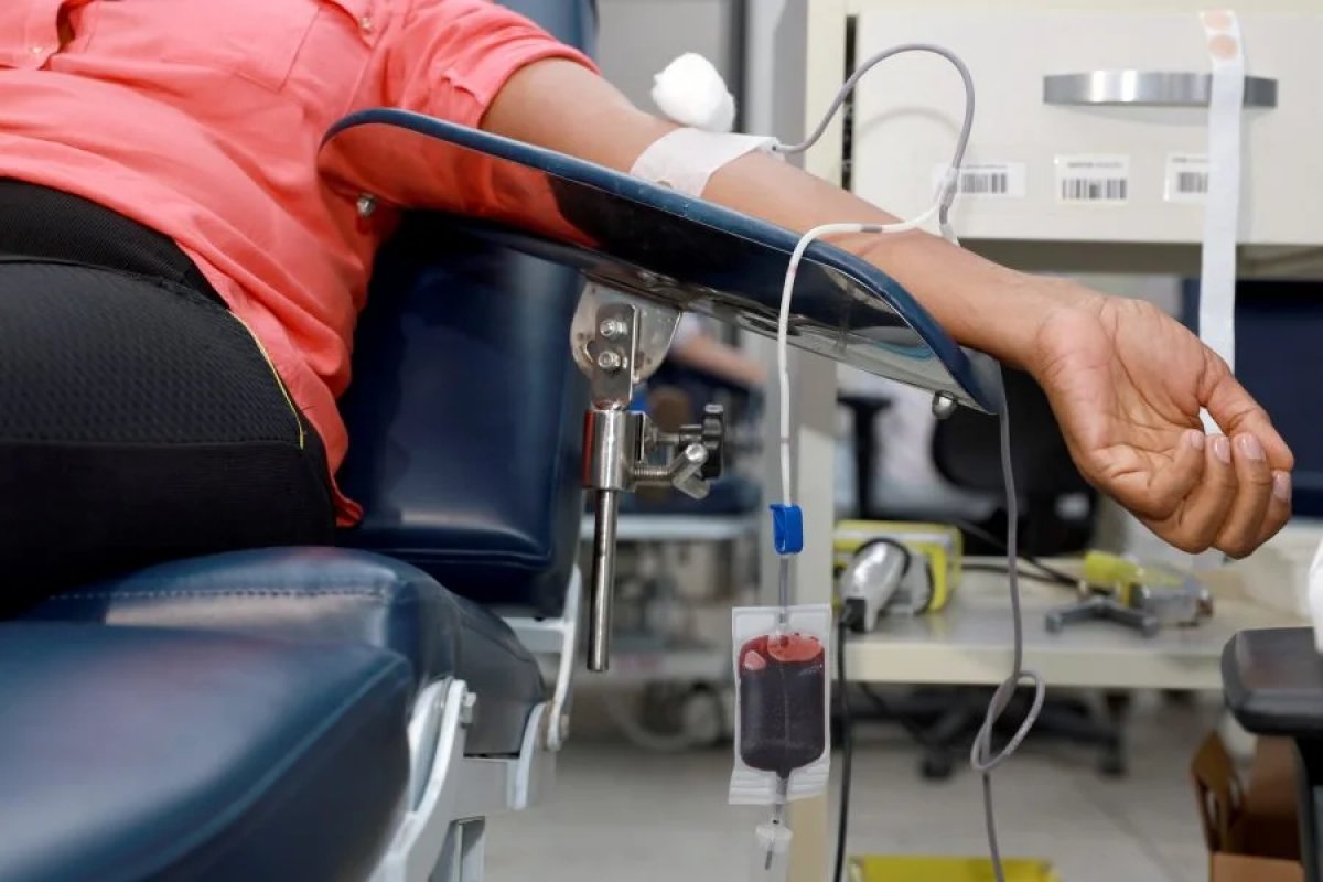 Torcidas organizadas de Bahia e Vitória se unem à Hemoba para campanha de doação de sangue no interior da Bahia