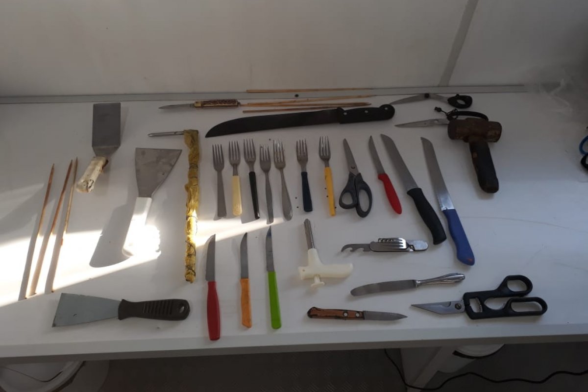Polícia apreende 102 armas brancas com ambulantes no Carnaval de Salvador