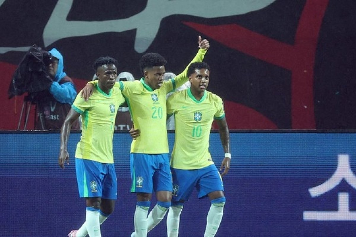 Ancelotti ensaia novo quarteto mágico e Brasil goleia Coreia em Seul