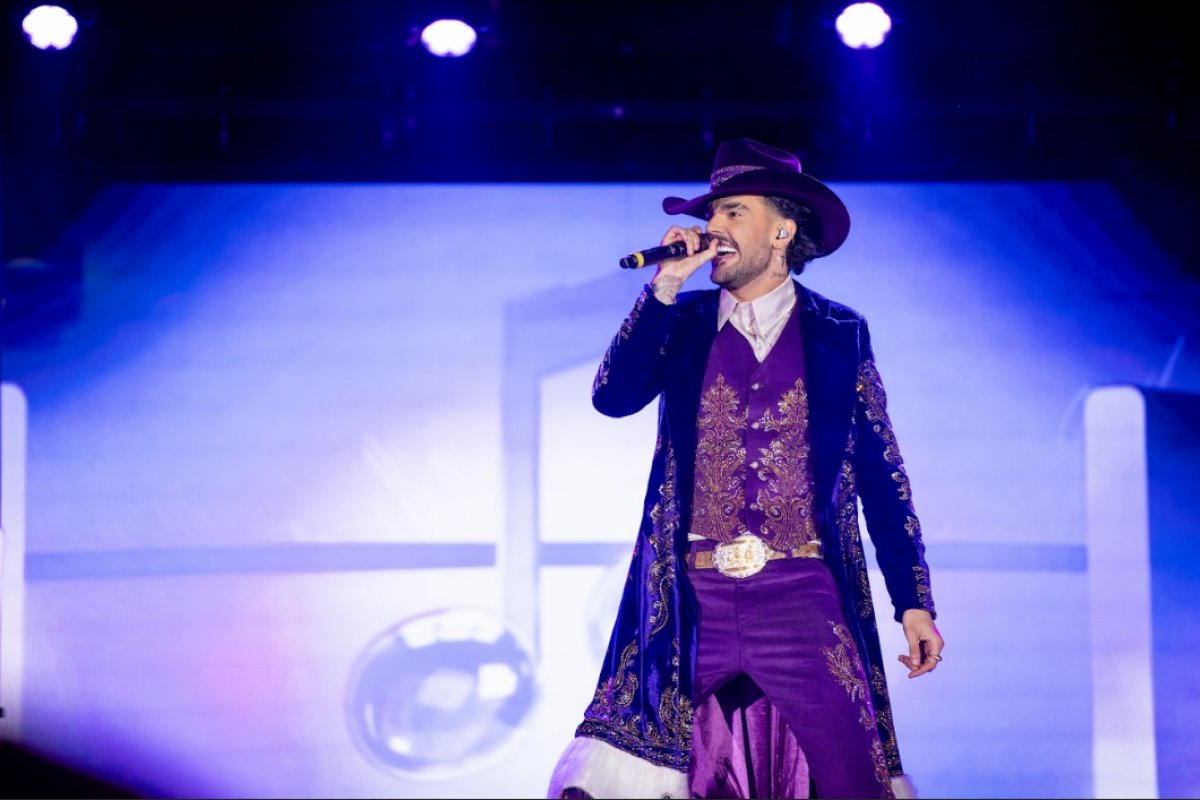 Luan Pereira lança "Labirinto", single romântico do DVD Debaixo do Meu Chapéu!