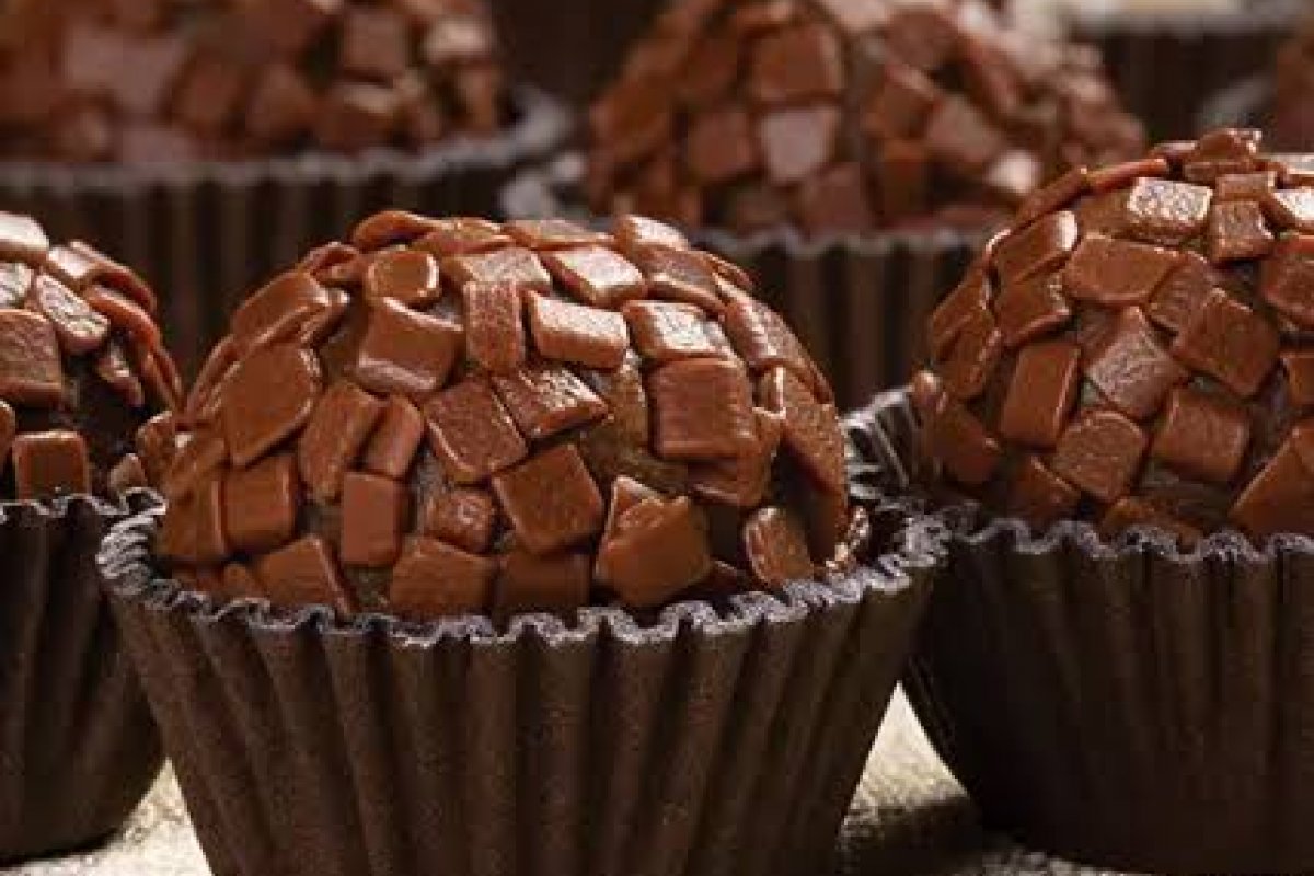 Aprenda a preparar brigadeiro gourmet de café em sua casa! 
