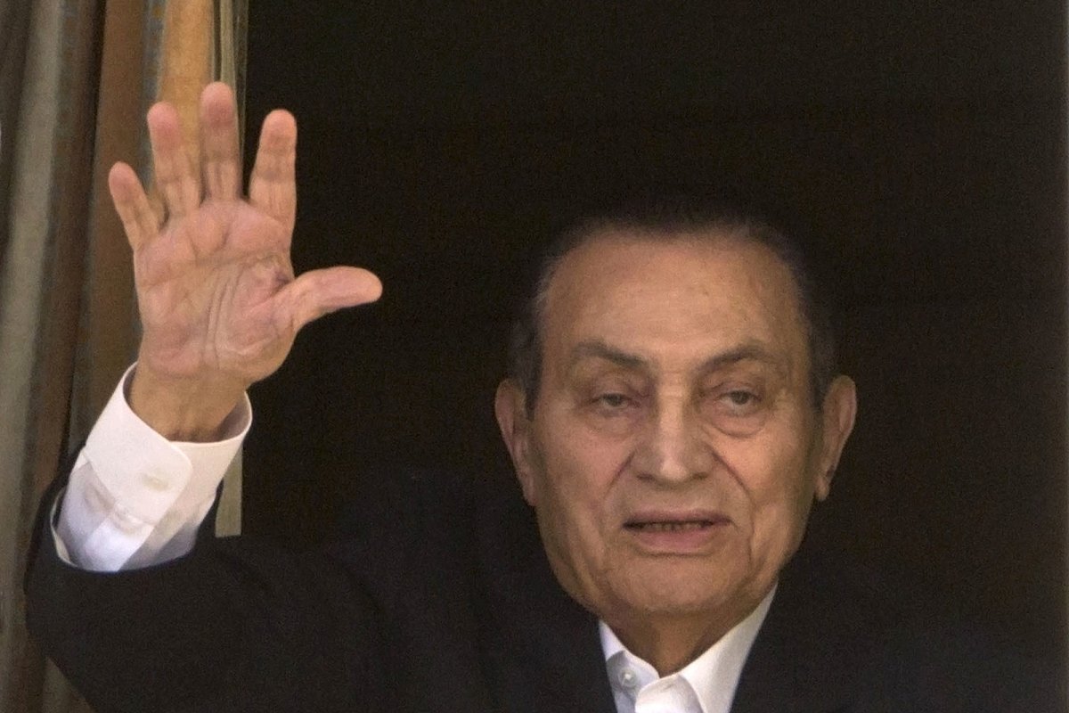 Ex-ditador do Egito, Hosni Mubarak morre aos 91 anos
