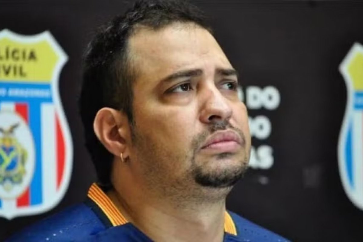 Bebê baleado no colo do pai durante execução em Florianópolis segue em estado grave na UTI, diz Secretaria de Saúde