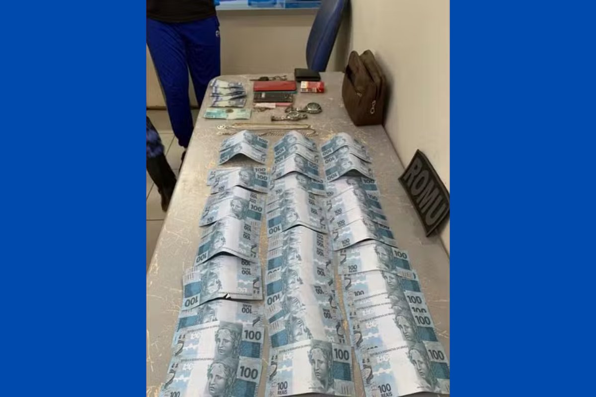 Grupo é preso após ser flagrado com mais de R$ 4 mil em notas falsas no oeste da Bahia