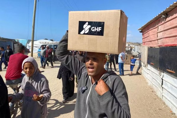 [Ajuda humanitária começa a chegar a Gaza após Hamas confirmar libertação de reféns]