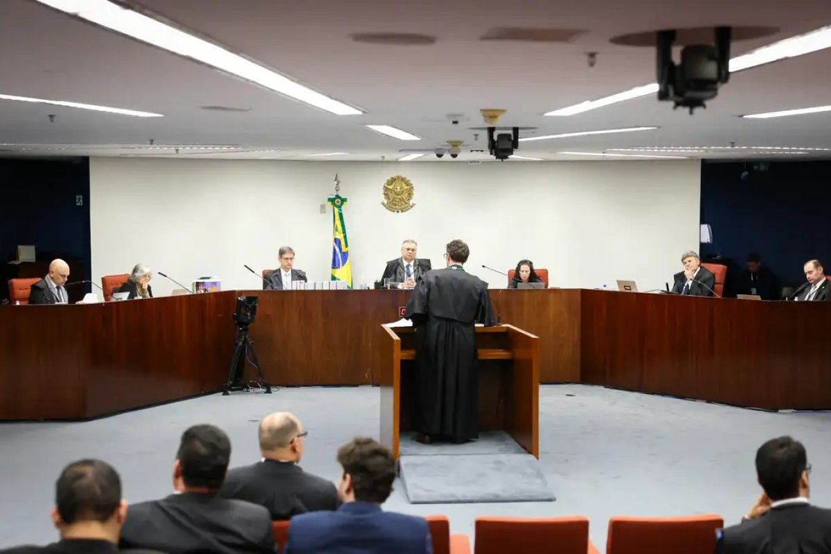 Defesa de subtenente acusado de participar de tentativa de golpe nega vínculo com Bolsonaro