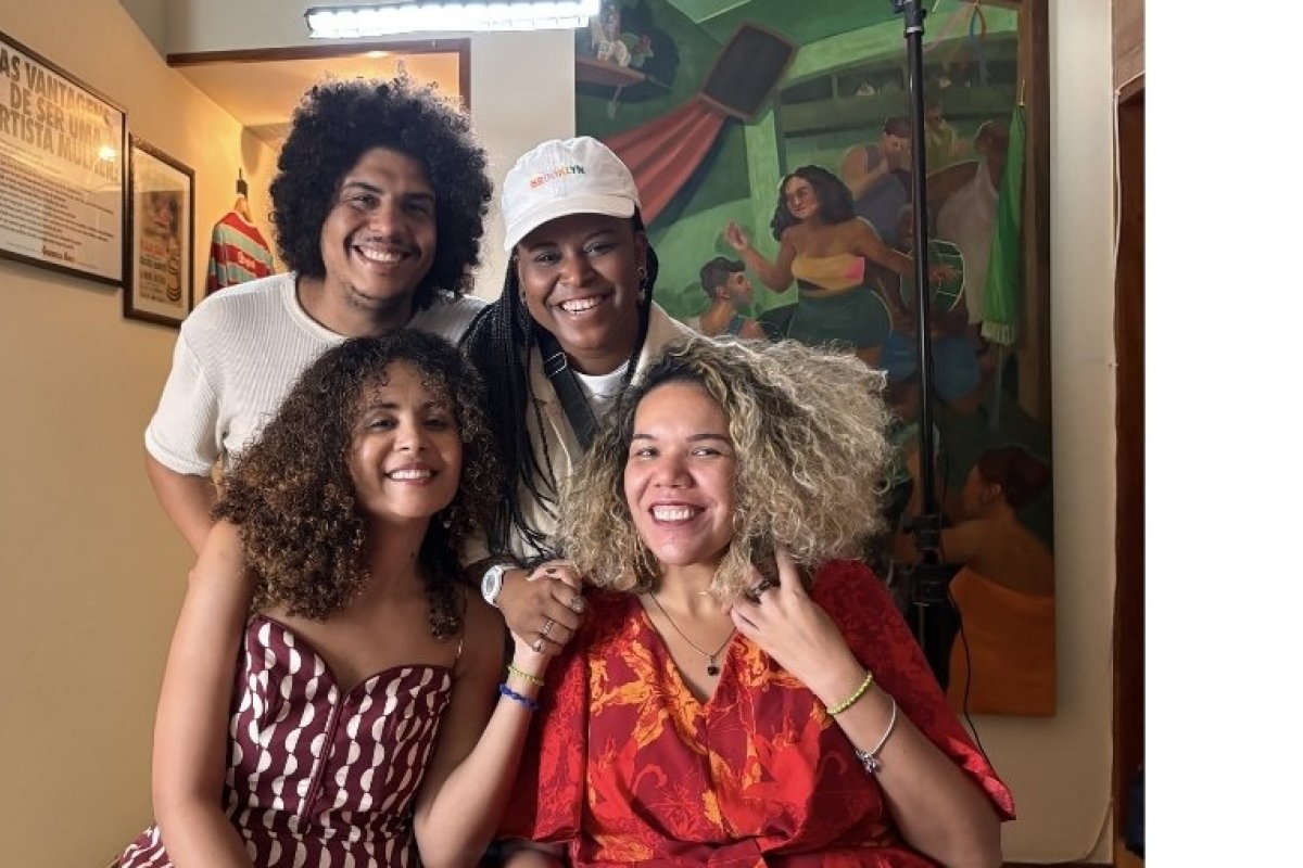 Baianos iniciam gravações de documentário que celebra autores negros da teledramaturgia brasileira! 