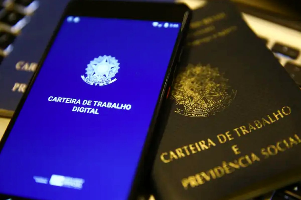 SineBahia oferece vagas de emprego nesta quarta-feira (15)