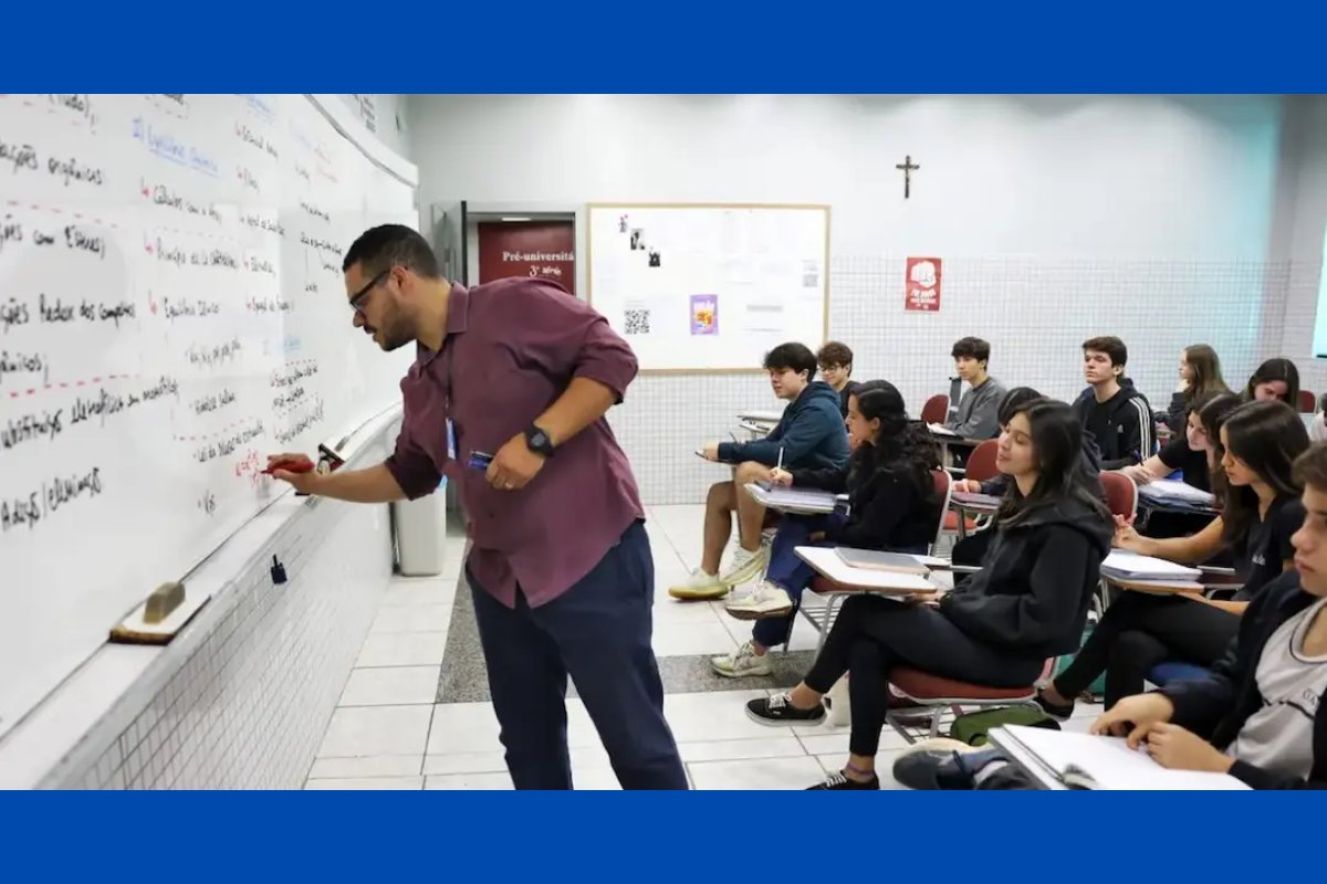 Professores são a 4° maior categoria entre os trabalhadores baianos, segundo IBGE