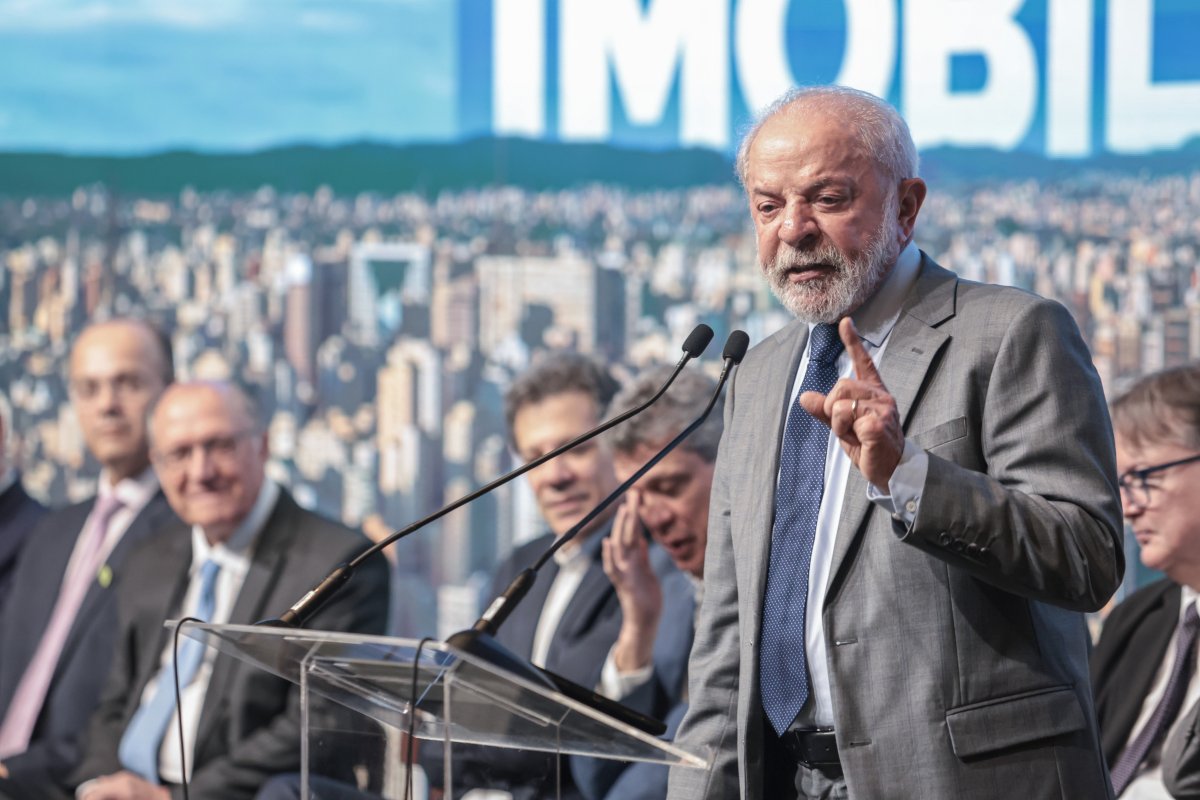 Governo Lula vai redistribuir cargos após demissão de indicados por parlamentares infiéis