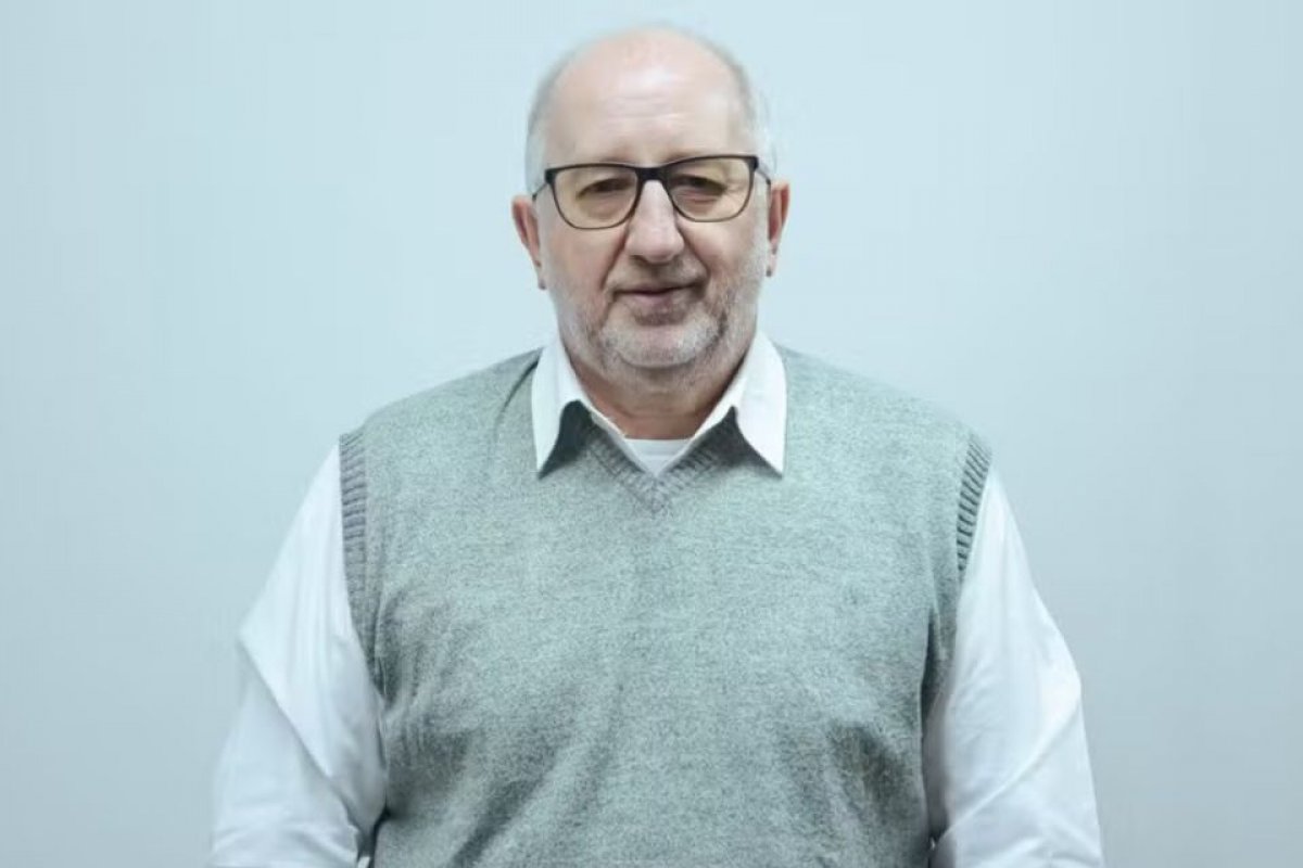 Professor brasileiro morre aos 62 anos em Portugal após ida a congresso