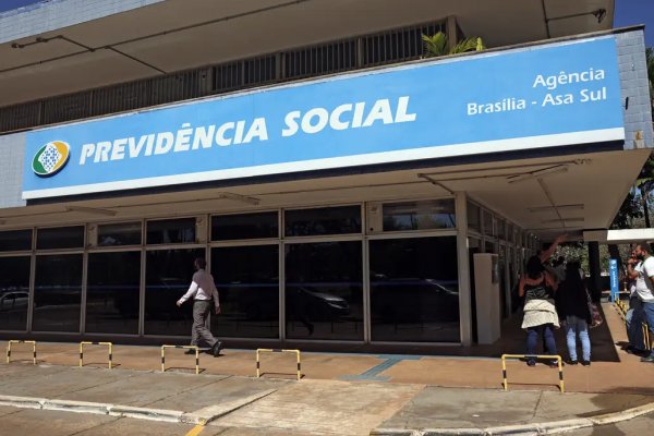 [INSS suspende programa de redução de fila por falta de verba]