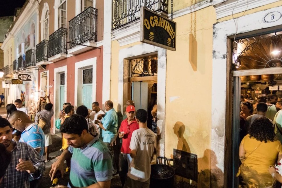 Bar O Cravinho é interditado durante ação da polícia civil 