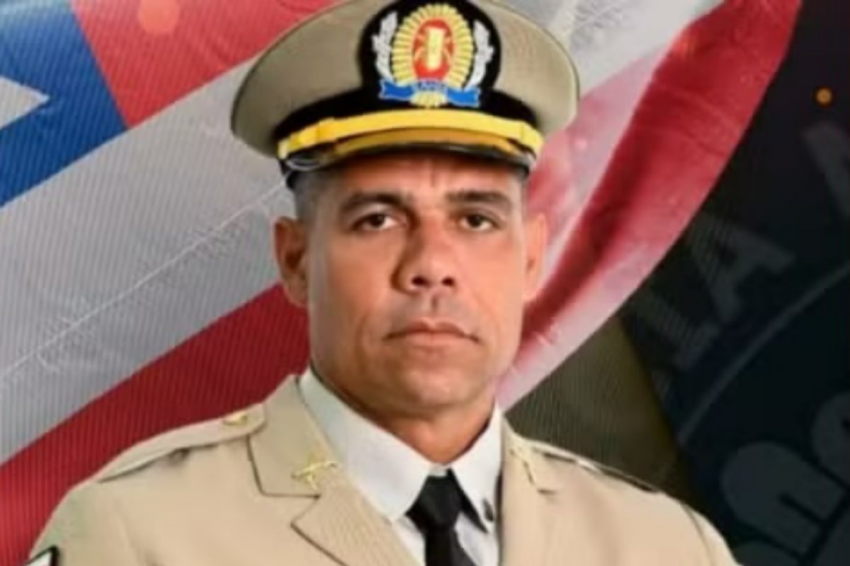 Sargento da PM, esposa e funcionária morrem após batida entre carro e caminhão na Estrada do CIA-Aeroporto