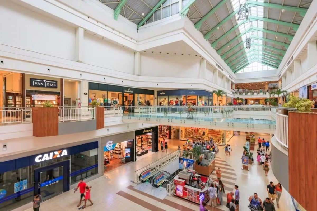 Dia do Comerciário: confira o que abre e fecha em Salvador