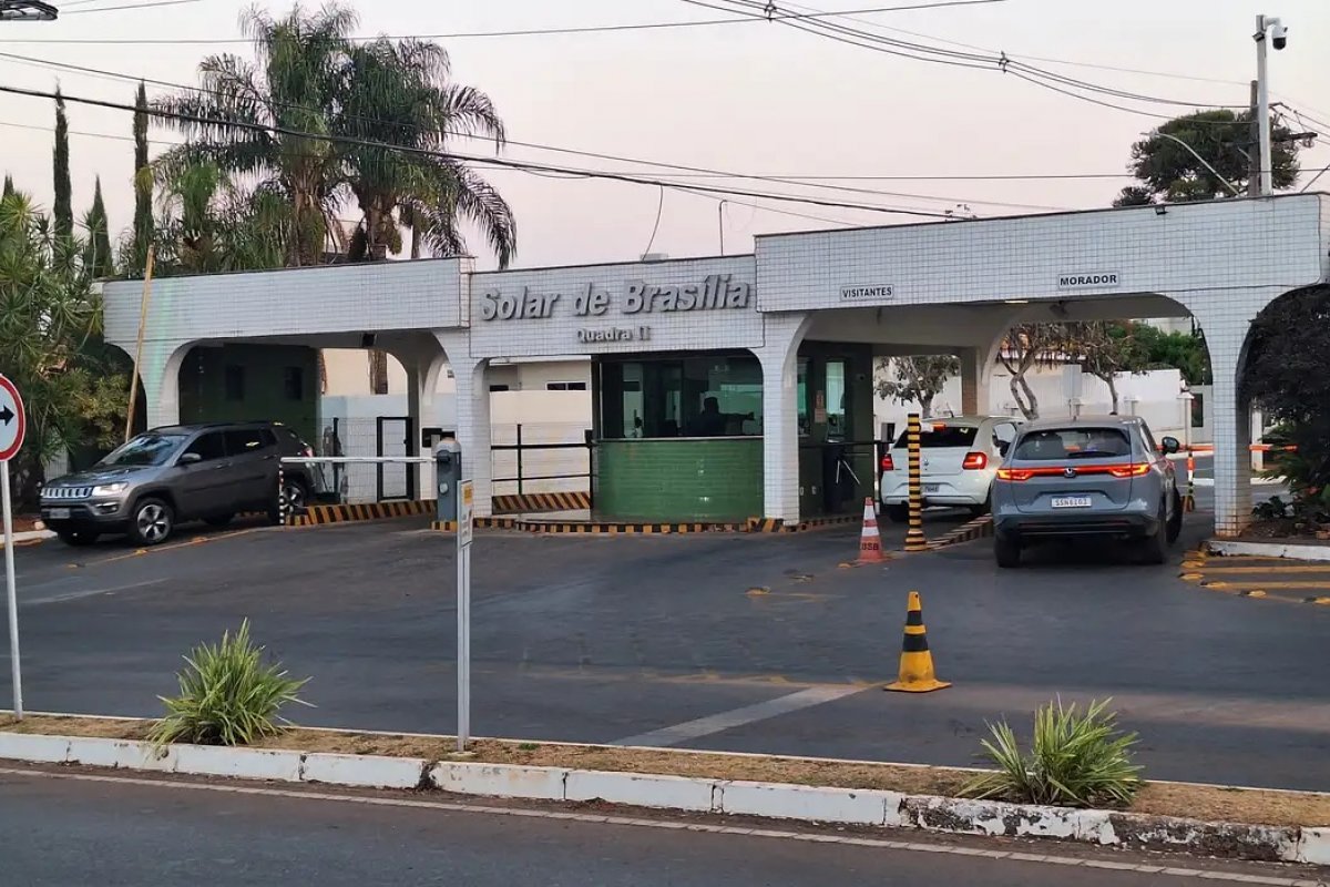 Moraes autoriza Bolsonaro a realizar almoço de aniversário da filha em casa