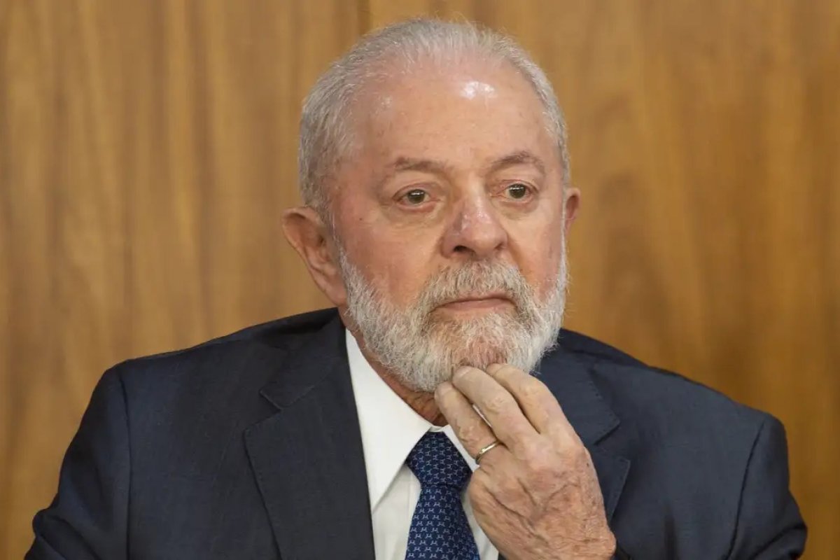 Lula defende aumento de despesas com educação 'mesmo que Faria Lima brigue'