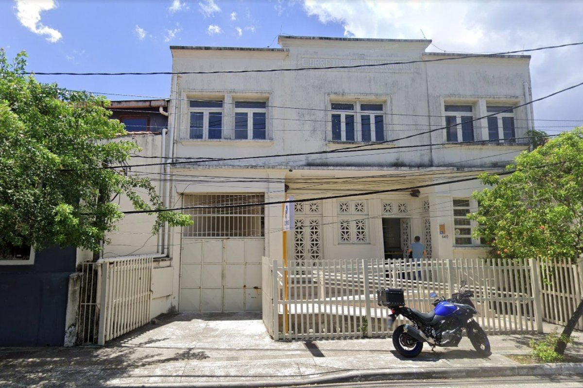 Agência dos Correios é alvo de arrombamento e furto no Rio Vermelho 