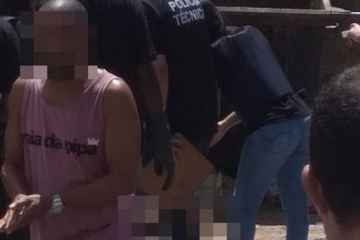Corpo carbonizado é encontrado em contêiner de lixo no bairro de São Marcos, em Salvador
