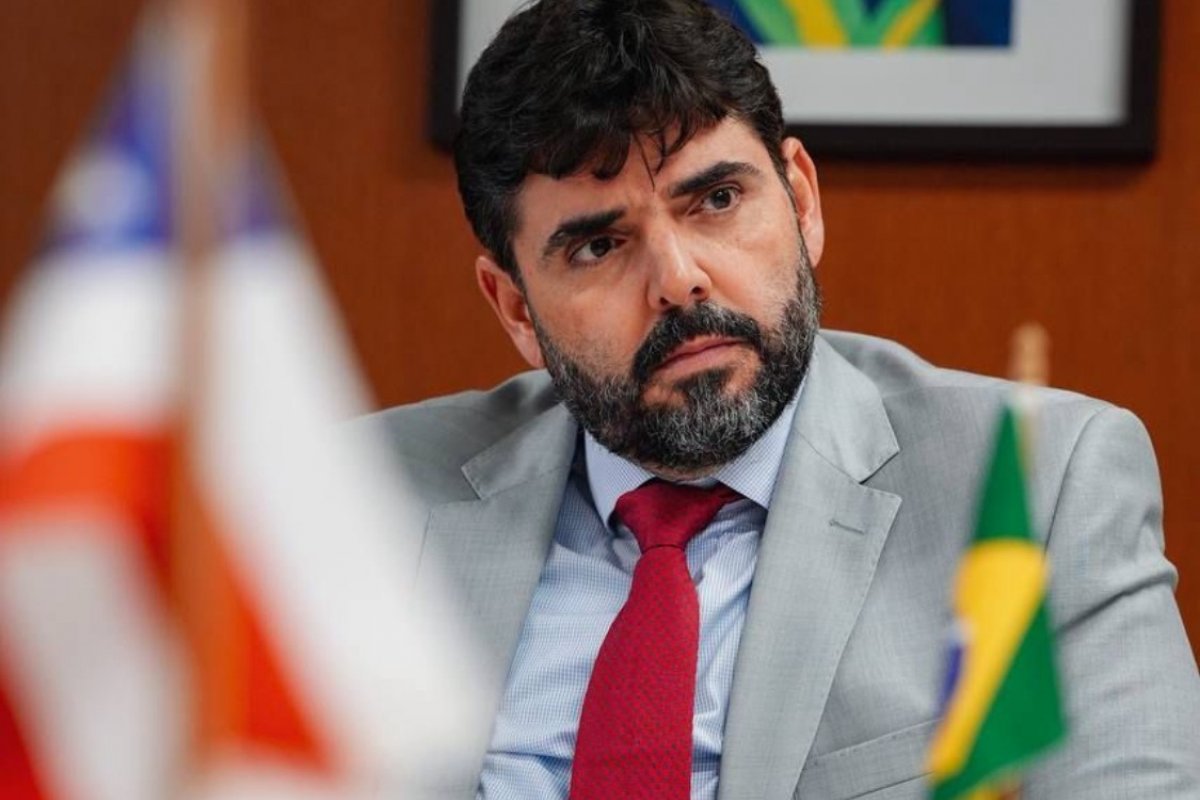 “Se lá na frente o apoio político acontecer, será fruto de confiança”, diz Adolpho Loyola sobre aproximação de Jerônimo a prefeitos da oposição