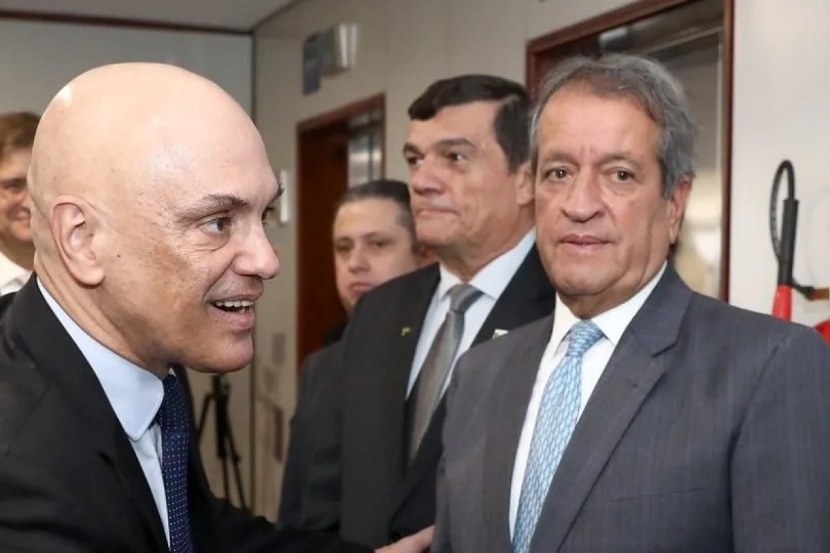 Moraes defende em voto reabertura de investigação contra Valdemar por trama golpista