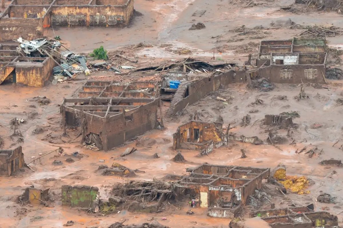 Vale e Samarco são autuadas em R$ 1,92 bi por abater imposto com tragédia de Mariana