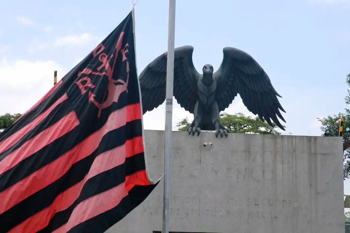 Justiça absolve réus por incêndio no Ninho do Urubu, do Flamengo