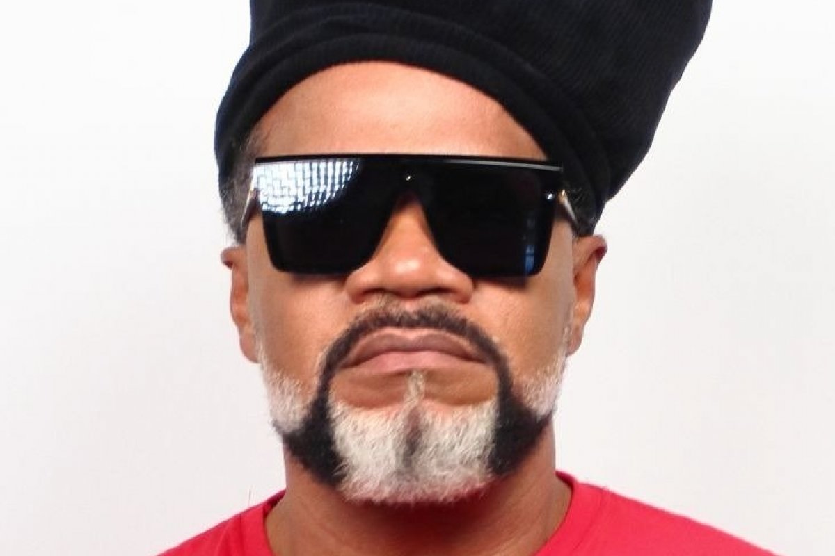 Com Carlinhos Brown, Childhood Brasil lança websérie sobre proteção de crianças e adolescentes na internet! 