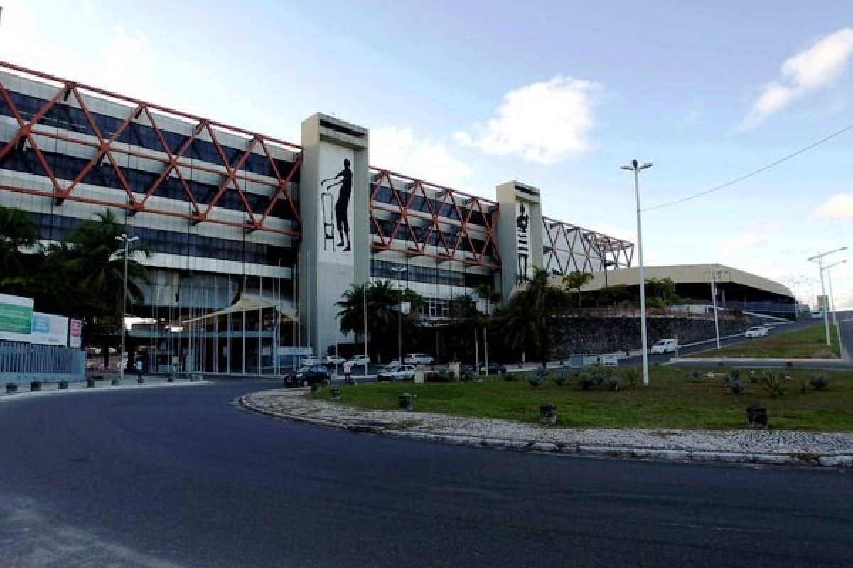 Governo da Bahia deve anunciar nos próximos dias venda do antigo Centro de Convenções