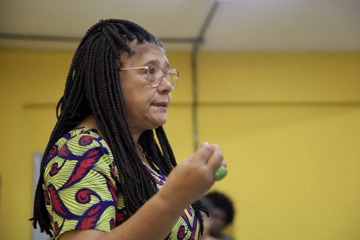 Marta Rodrigues denuncia corte da Prefeitura de quase 50% na Educação de Jovens e Adultos