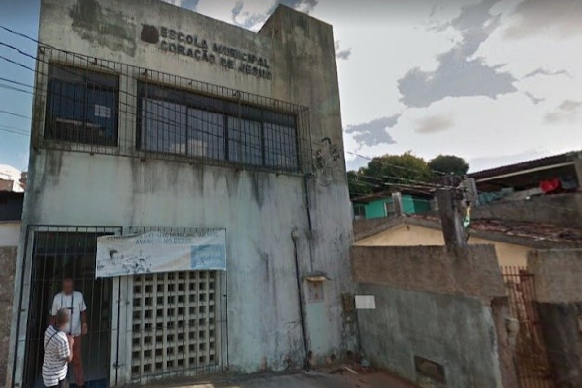 Vinte e cinco pessoas estão em abrigo provisório após Salvador registrar o triplo de chuva esperado para todo o mês de outubro