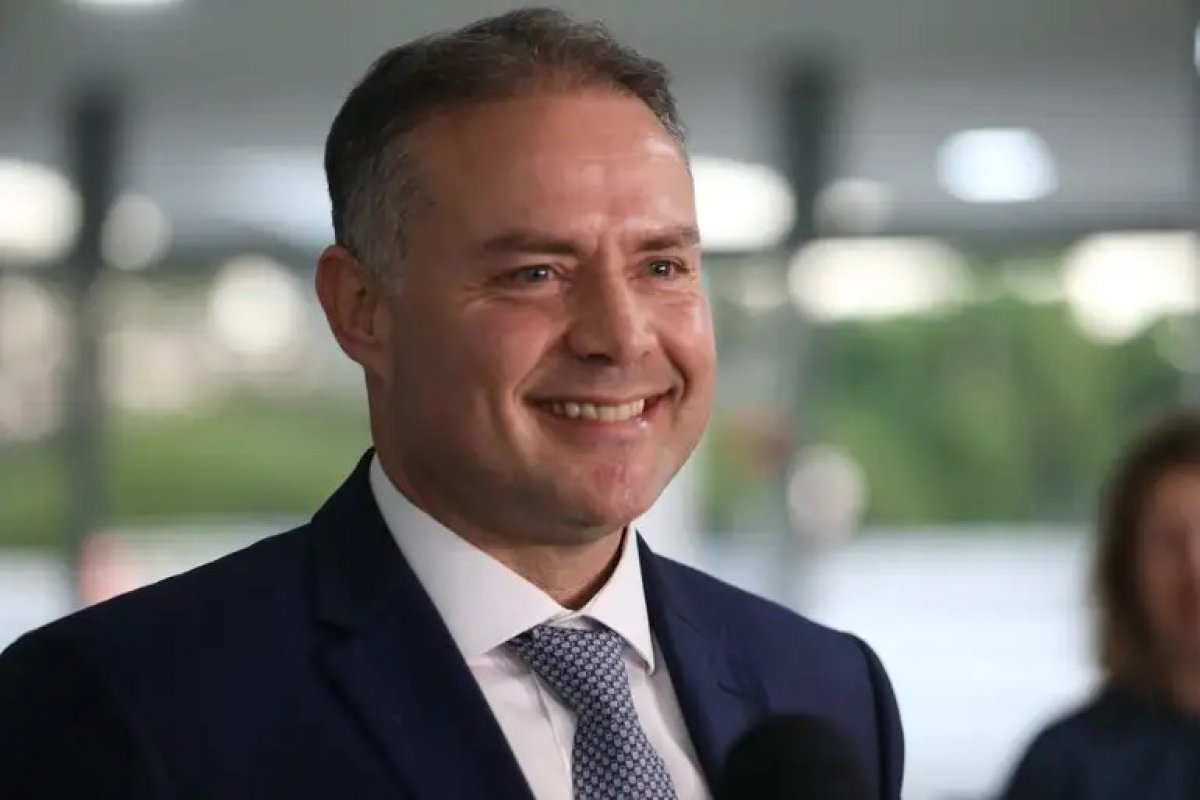 Renan Filho desiste de receber título de Cidadão Baiano após protesto de instrutores de autoescola