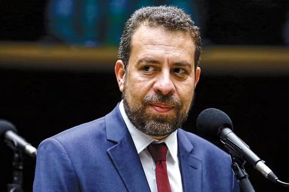 Planalto marca para quarta-feira (29) posse de Guilherme Boulos como ministro
