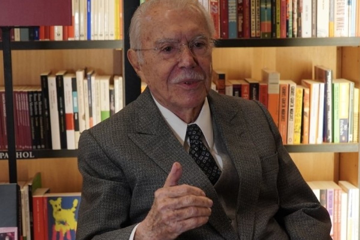 Aos 95 anos, José Sarney relança grandes obras literárias! 