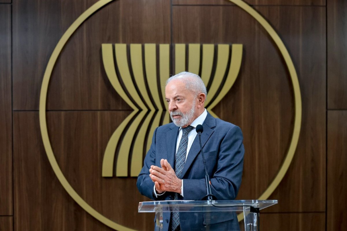 Oposição critica fala de Lula sobre “traficantes vítimas de usuários”; veja