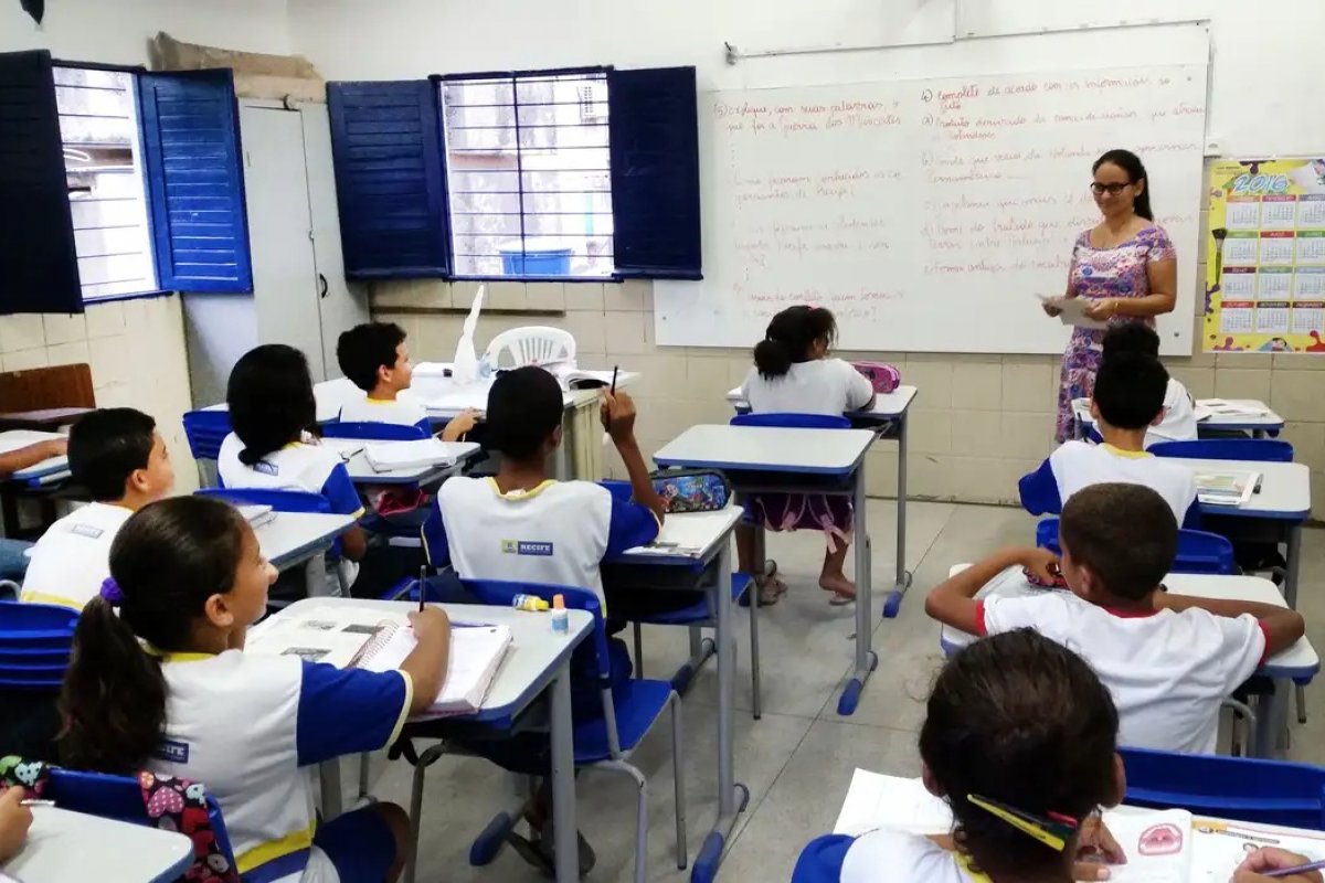 Cerca de 1 mil estudantes de licenciatura farão o 'Enem dos professores'